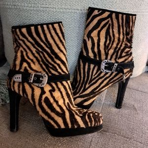 Ankle boots hair print stuart weitzman